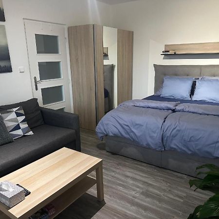 Apartman C. 19 하라포프 외부 사진